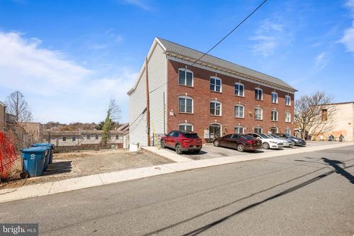 709 Windsor St, WILMINGTON, DE, 19801-1403 | Card Image