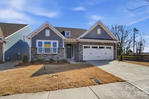 3070 Constitution Ln, Gastonia, NC, 28056-8736 | Card Image