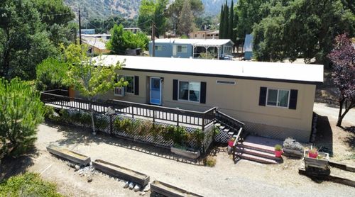 820 Canyon Dr, Lebec, CA, 93243-4017 | Card Image
