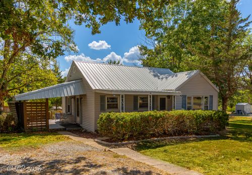 110 Martin St, Licking, MO, 65542-9884 | Card Image