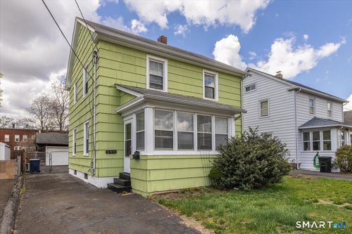 698 2nd Ave, West Haven, CT, 06516-3701 | Card Image