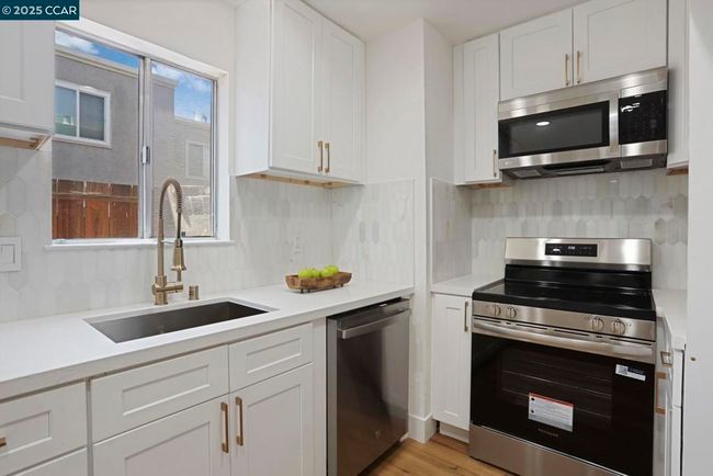 APT-29 - 3712 Willow Pass Rd, Condo with 2 bedrooms, 2 bathrooms and 1 parking in Concord CA | Image 10