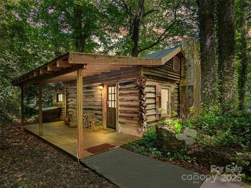 755 Pearson Falls Rd, Saluda, NC, 28773-8817 | Card Image