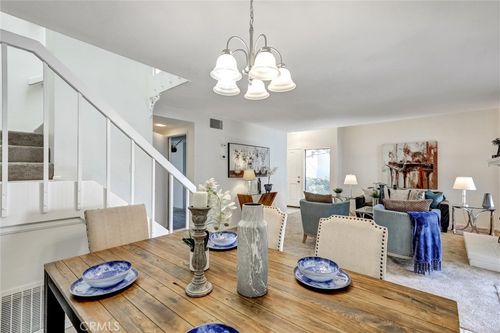 905 Powell Ct, Costa Mesa, CA, 92626-2942 | Card Image