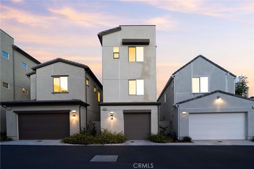 242 Goldfinch St, Rancho Mission Viejo, CA, 92694-1678 | Card Image