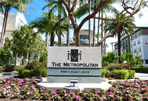 apt-110-2243 Martin, Irvine, CA, 92612-1404 | Card Image