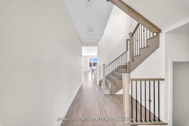 1053 Zircon Manor, House other with 4 bedrooms, 3 bathrooms and 1 parking in Pickering ON | Image 6