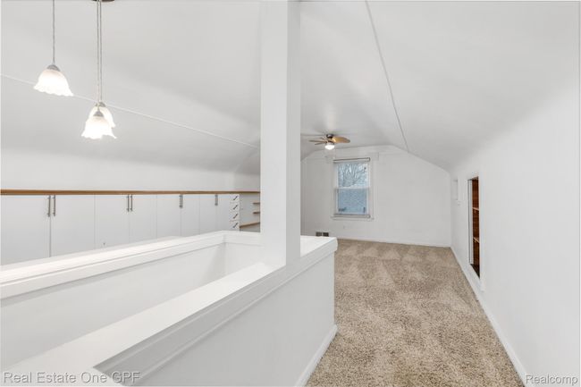 2368 Stanhope St, House other with 3 bedrooms, 2 bathrooms and null parking in Grosse Pointe Woods MI | Image 18