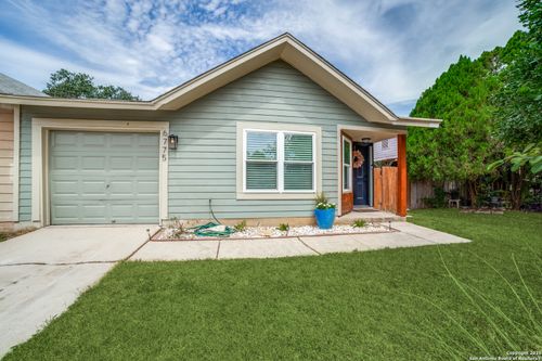6775 Hickory Springs Dr, San Antonio, TX, 78249-2738 | Card Image