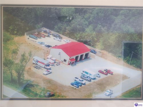 3273 S Dixie Highway, Elizabethtown, KY, 42701 | Card Image