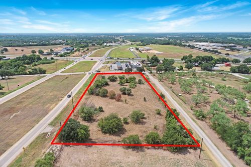 1882 Old Mineral Wells Hwy, Weatherford, TX, 76088-7011 | Card Image
