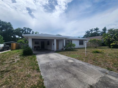 1604 28th St W, BRADENTON, FL, 34205-3932 | Card Image