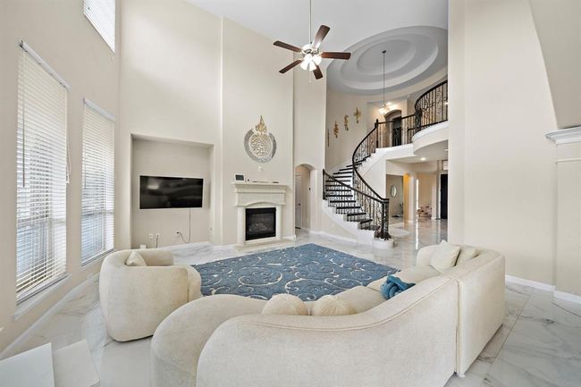 3627 Grand Promenade Ln, House other with 4 bedrooms, 3 bathrooms and 2 parking in Stafford TX | Image 7