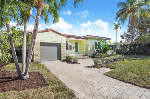 8975 Froude Ave, Surfside, FL, 33154 | Card Image