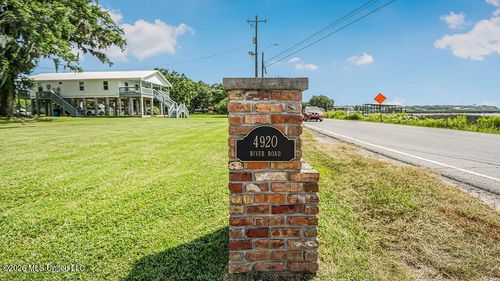4920 River Road, Pascagoula, MS, 39567 | Card Image