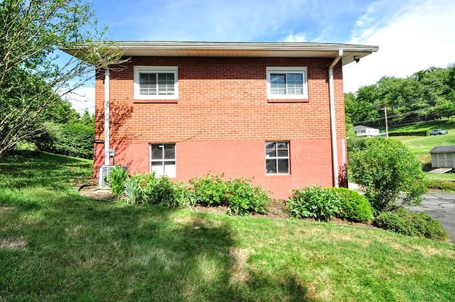 Additional street parking behind the house. | Image 43