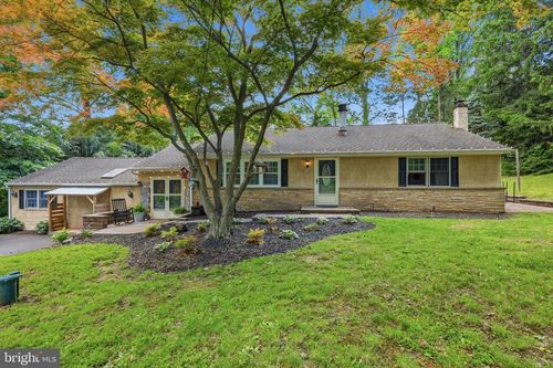 216 Upper Stump Rd, CHALFONT, PA, 18914-1511 | Card Image