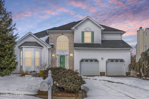 18 Lysbeth Ln, Matawan, NJ, 07747-7005 | Card Image