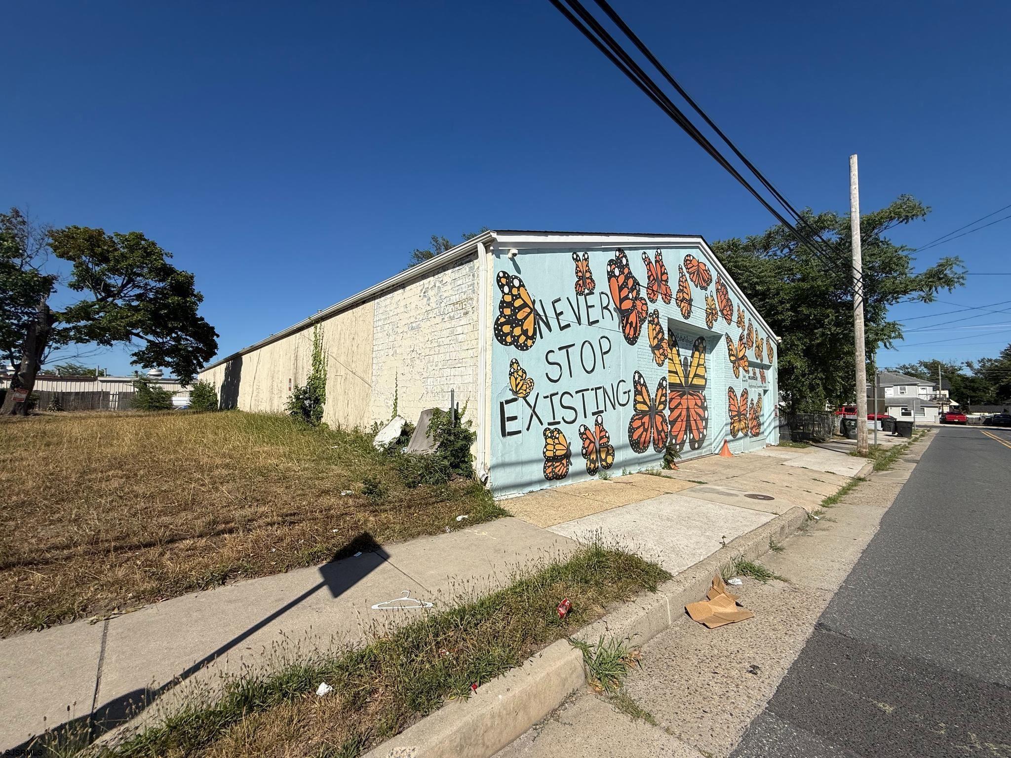 Commercial Lease in Pleasantville 2
