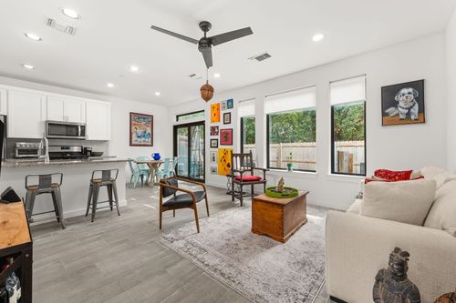 unit-9-6409 Berkman Dr, Austin, TX, 78723-1958 | Card Image