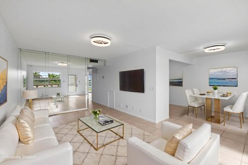 4028 Hythe B, Boca Raton, FL, 33434 | Card Image