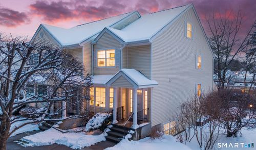 unit-5d-180 Turn Of River Rd, Stamford, CT, 06905-1399 | Card Image