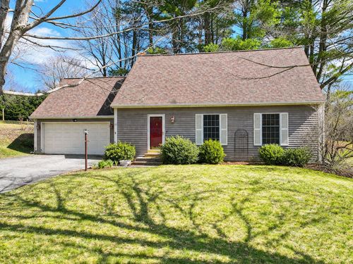 11 Kensington Terrace, Lewiston, ME, 04240 | Card Image