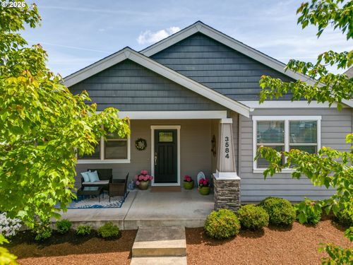 3584 Ne Hembree St, McMinnville, OR, 97128-9229 | Card Image
