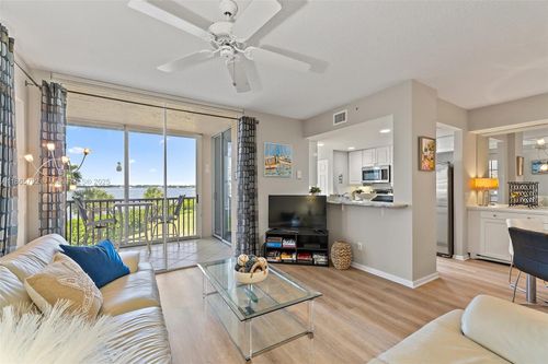 apt-4206-5700 Ne Island Cove Way, Stuart, FL, 34996-4304 | Card Image