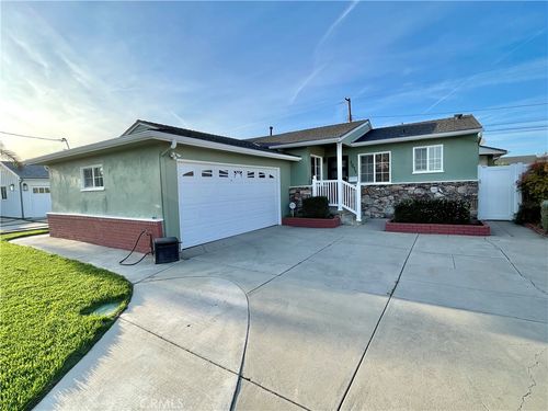 2049 W 185th St, Torrance, CA, 90504-5424 | Card Image