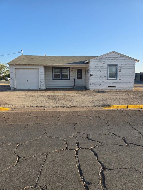 407 E Illinois Ave, Midland, TX, 79701 | Card Image