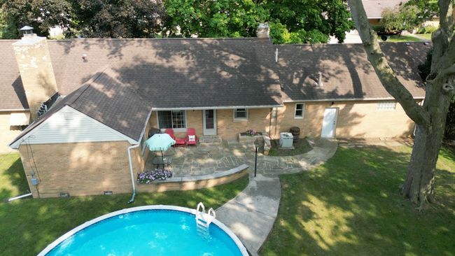 5 S Dixie Ln, House other with 3 bedrooms, 2 bathrooms and 2 parking in Pontiac IL | Image 36