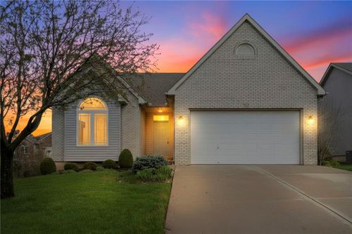 11236 N Randolph Ave, Kansas City, MO, 64157-8822 | Card Image