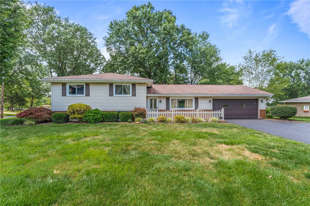 Catalina Pl, Hermitage, PA 16148