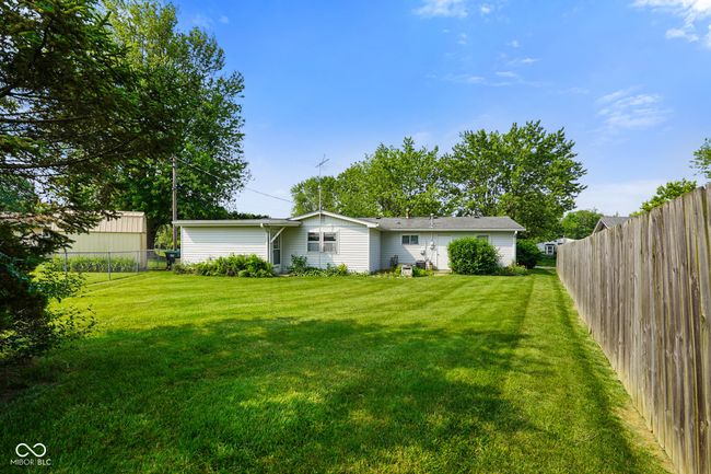 view of yard | Image 34