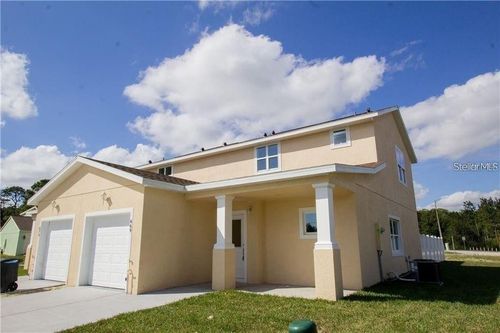 669 Lake Shore Pkwy, Davenport, FL, 33896-7870 | Card Image