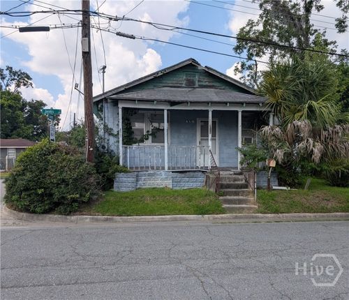 211 Jenks St, savannah, GA, 31415-1837 | Card Image