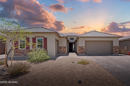 10630 N Iron Peak Dr, Tucson, AZ, 85742-0024 | Card Image