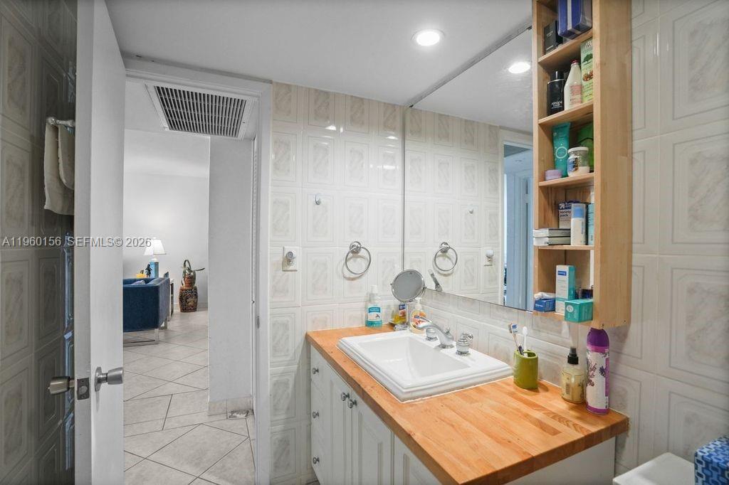 Residential in Miami Beach 4