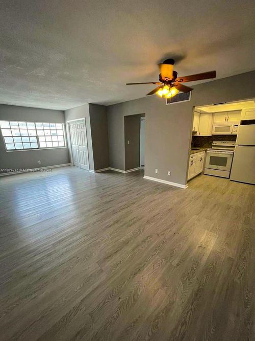 apt-106-3515 Van Buren St, Hollywood, FL, 33021-7431 | Card Image