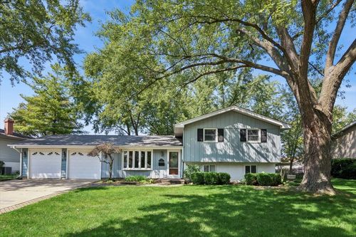 608 Norwood Ln, Schaumburg, IL, 60193-2640 | Card Image