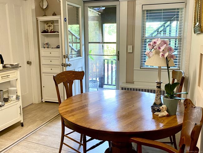 APT-2N - 226 Broad St, Condo with 2 bedrooms, 1 bathrooms and 2 parking in Wethersfield CT | Image 9