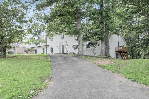 136 Brian Dr, Spartanburg, SC, 29307-3106 | Card Image