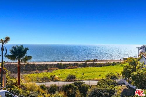 6436 Lunita Rd, Malibu, CA, 90265 | Card Image