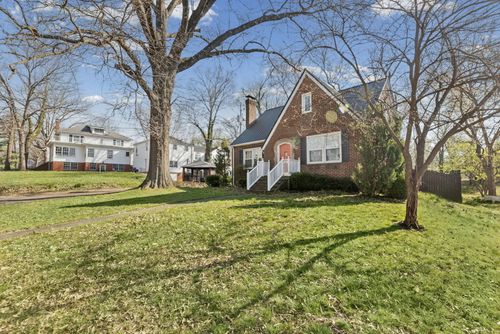 710 Pavey Ave, Mount Vernon, IL, 62864-2870 | Card Image