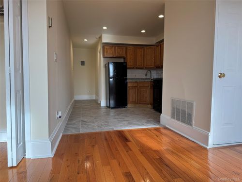 apt-2d-284 Main St, Beacon, NY, 12508-3063 | Card Image