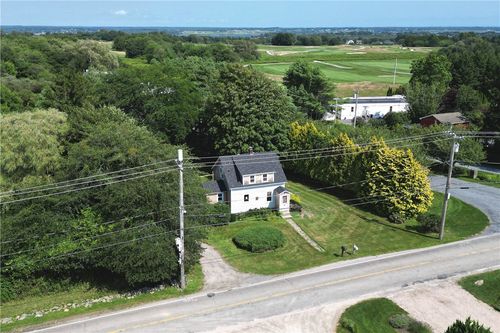 318 Mitchells Lane, Middletown, RI, 02842 | Card Image