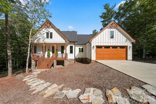 217 Sycamore Dr, Nebo, NC, 28761-6414 | Card Image