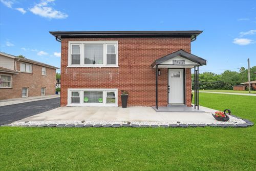 2308 W 157th St, Markham, IL, 60426-4121 | Card Image