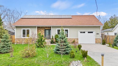 226 Westwood Ave, Crystal Beach, ON, L0S1B0 | Card Image